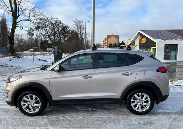 Hyundai Tucson cena 87500 przebieg: 52000, rok produkcji 2019 z Hajnówka małe 67